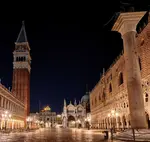 There's so much to see in Venice Italy that you can become overwhelmed. Before you despair, here is the list of the 6 sights you absolutely must see...