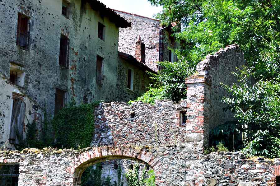 Ruins, Breganze, Italy