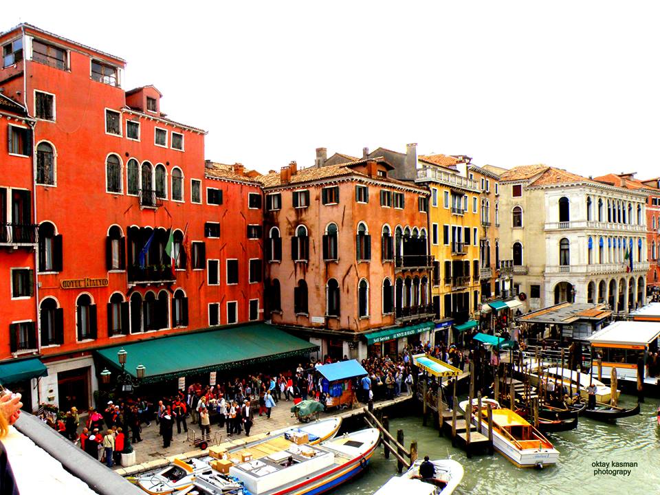 The view from the Rialto Bridge
