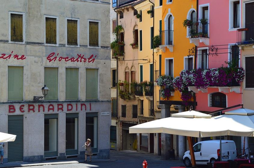 Piazza delle Erbe, Vicenza