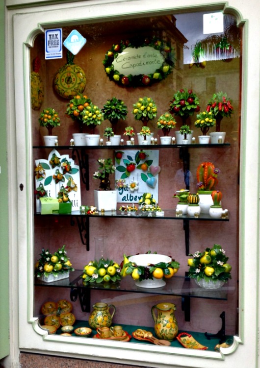 Amalfi Coast Lemon Shop 