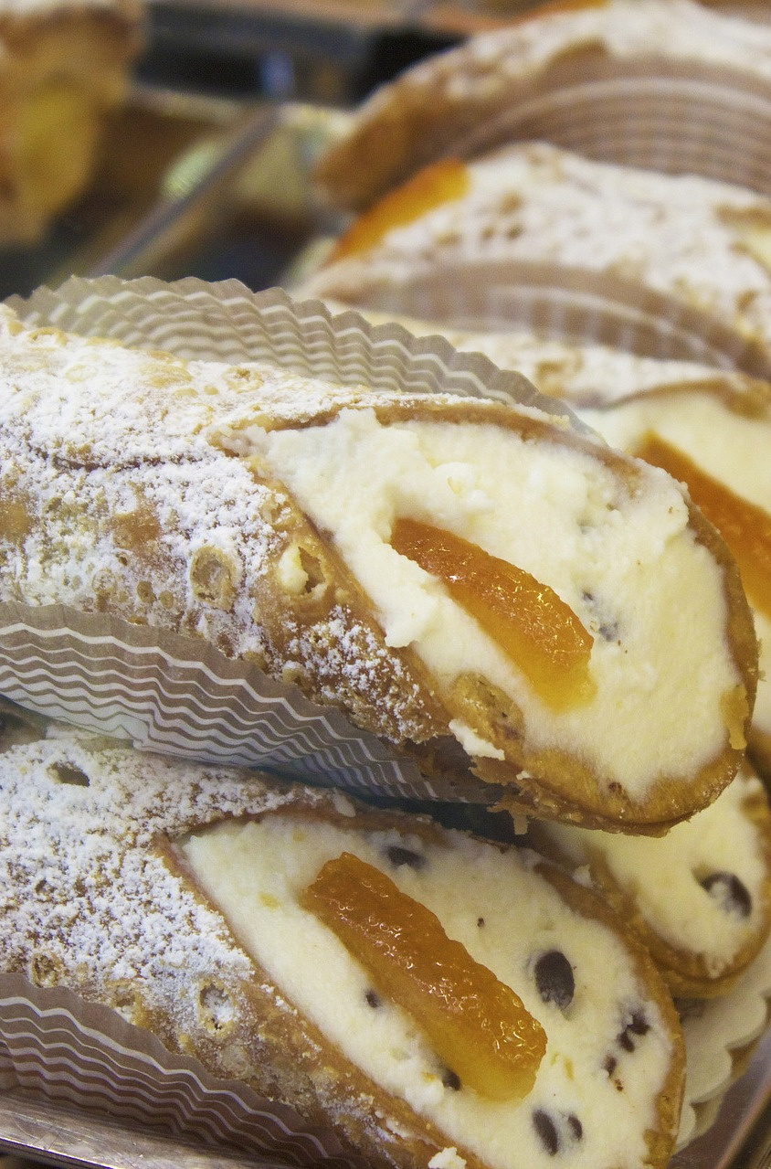 Authentic Italian Cannoli Recipe - Sicily's Best Dessert