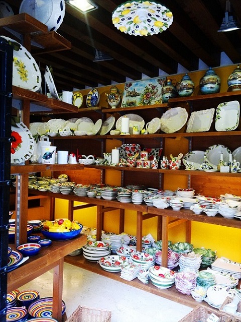 Ceramics shop Bassano Italy