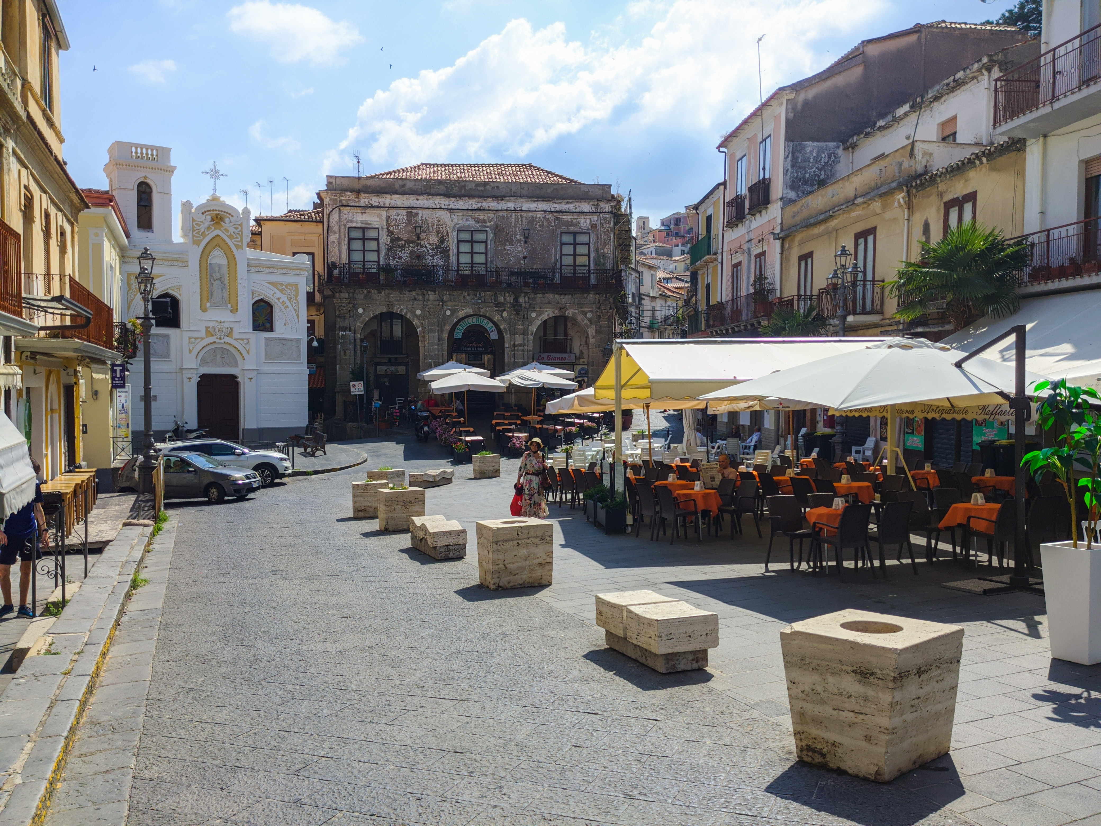 the piazza in front of the Church of Saint George in Pizzo.