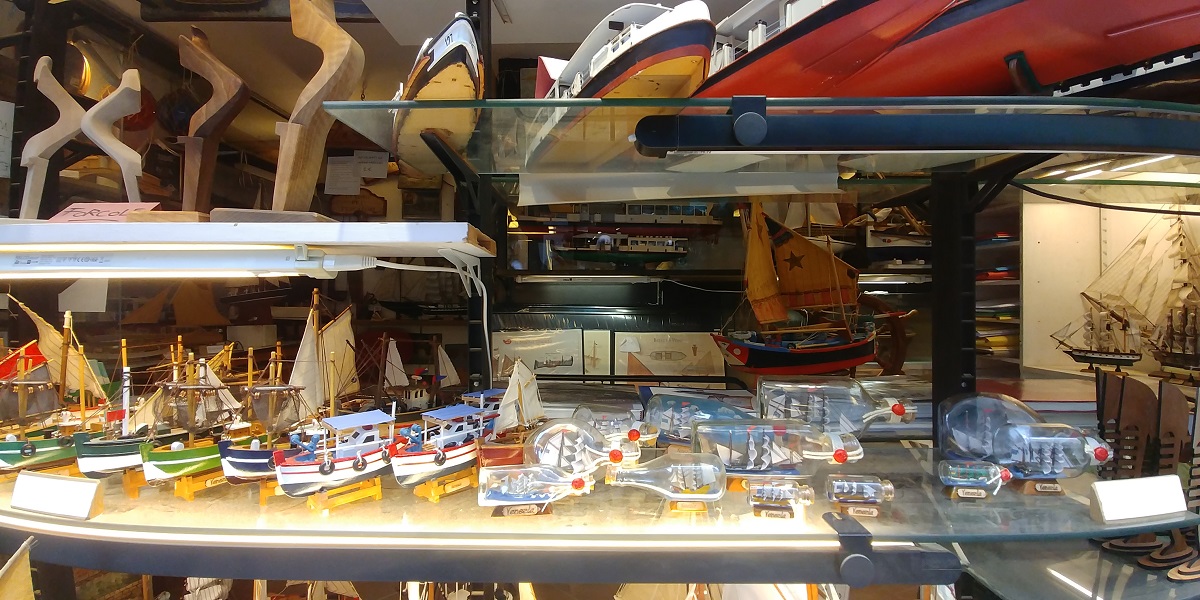 Handmade boat store in Venice