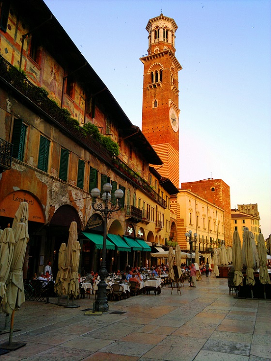 Piazza delle Erbe Verona