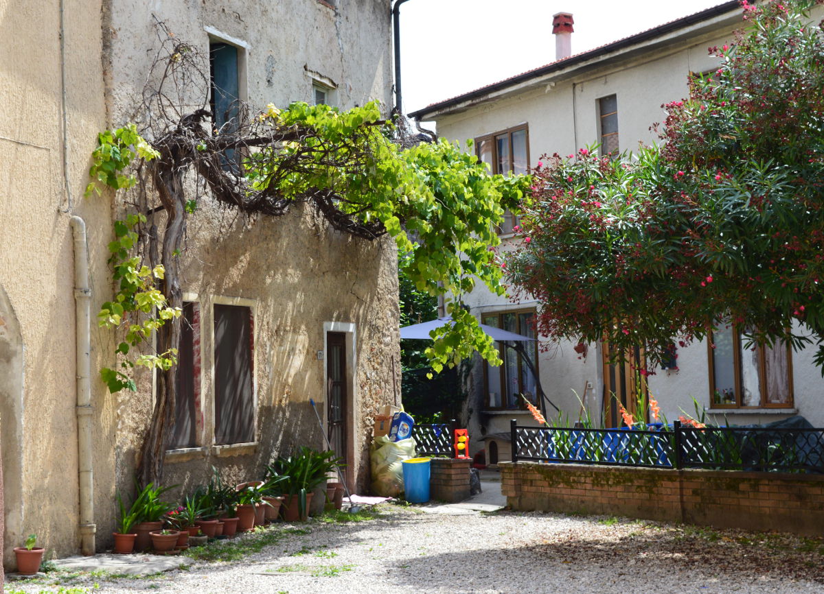 Courtyard in Piovene