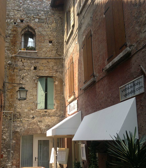 Courtyard Sirmione