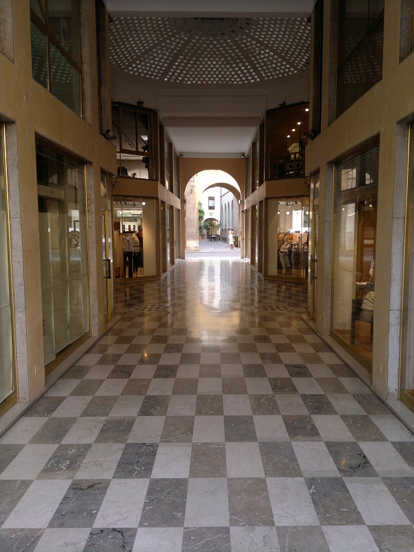 Shopping Arcade Vicenza