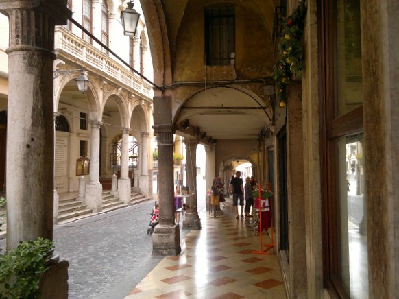 Shopping in Bassano del Grappa