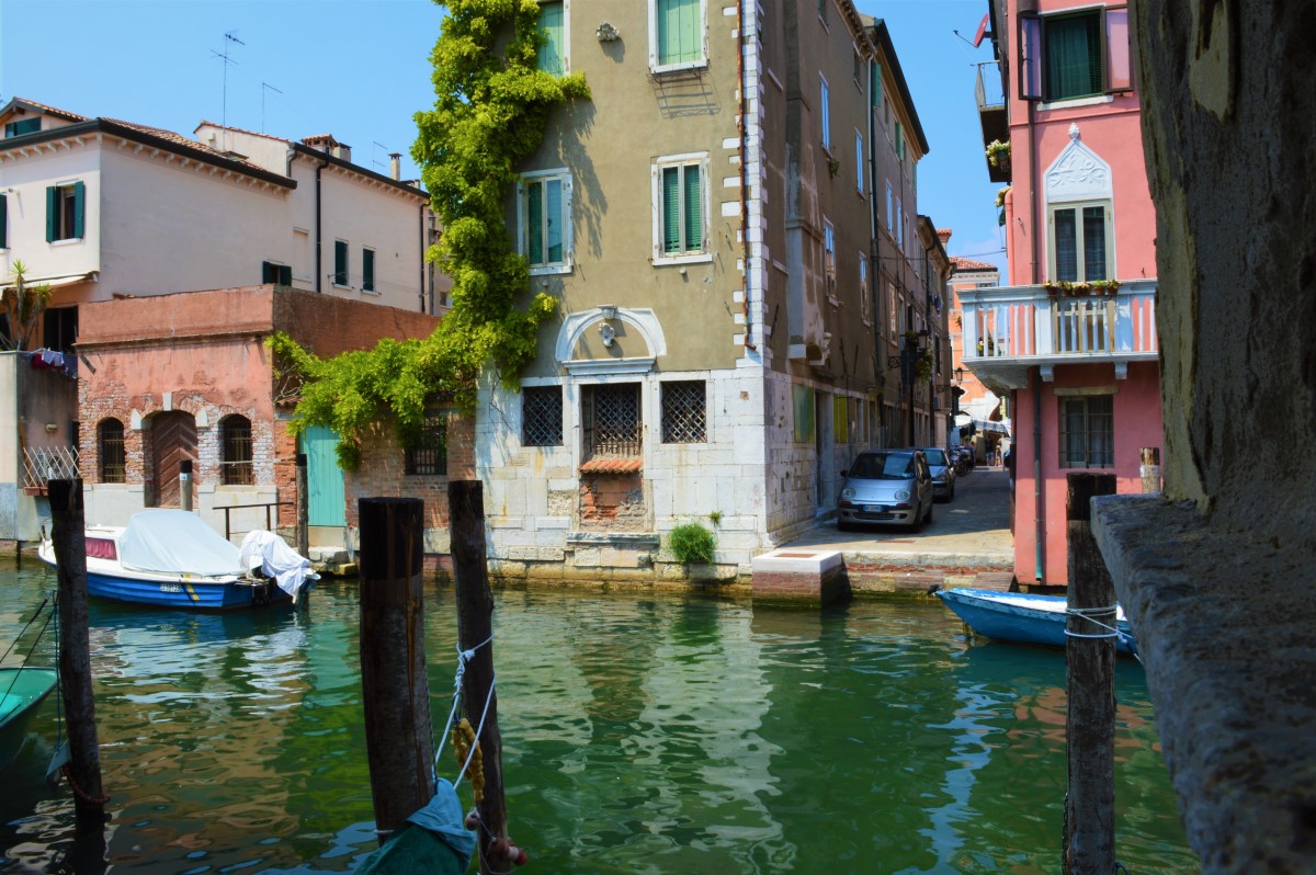 Does Venice Have Cars